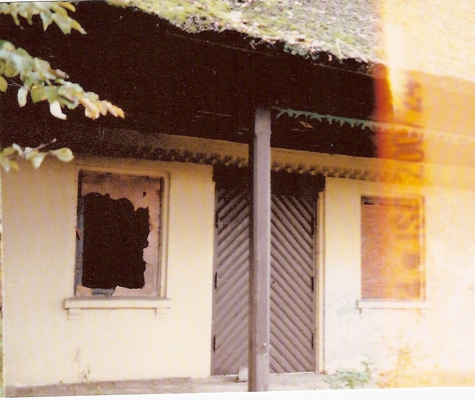 Dobbelte døre ved damernes loggia